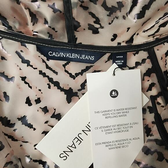 Calvin Klein Animal Print Raincoat - Picture 5 of 5